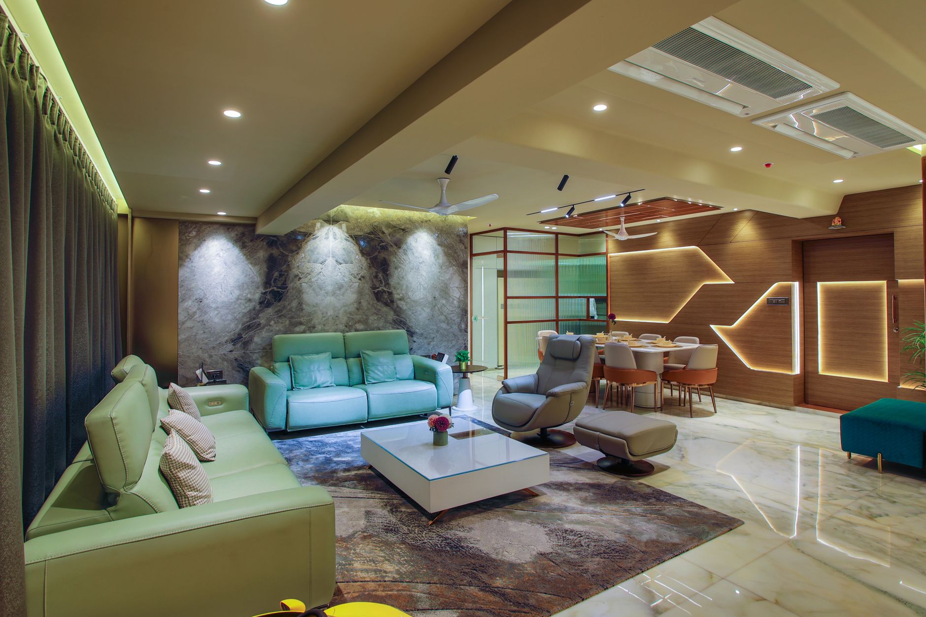 Living contemporáneo remodelado